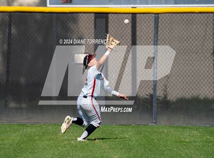 Thumbnail 1 in Foothill @ Tustin photogallery.
