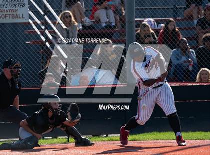 Thumbnail 2 in Foothill @ Tustin photogallery.
