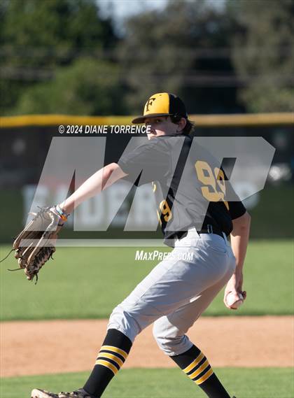 Thumbnail 1 in Foothill @ Tustin photogallery.