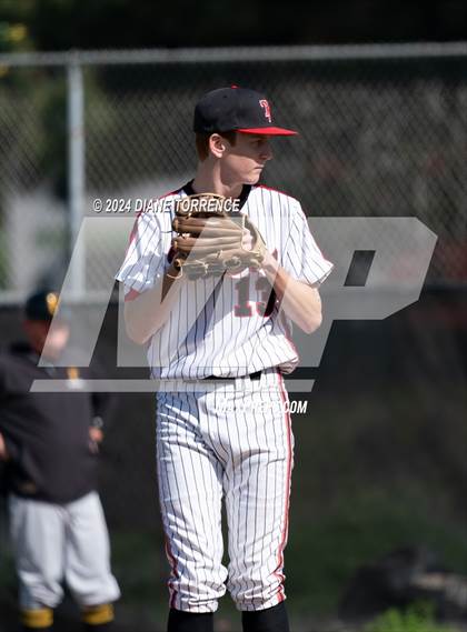 Thumbnail 3 in Foothill @ Tustin photogallery.