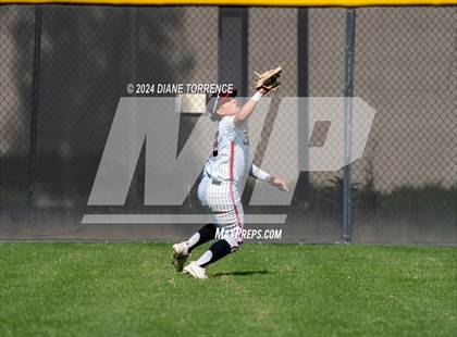Thumbnail 2 in Foothill @ Tustin photogallery.