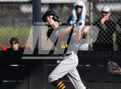 Thumbnail 3 in Foothill @ Tustin photogallery.