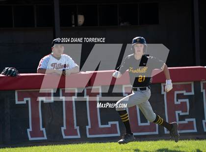 Thumbnail 2 in Foothill @ Tustin photogallery.