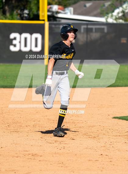Thumbnail 3 in Foothill @ Tustin photogallery.