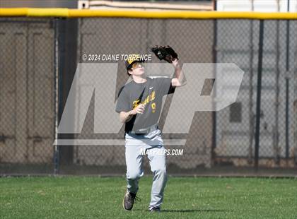 Thumbnail 1 in Foothill @ Tustin photogallery.