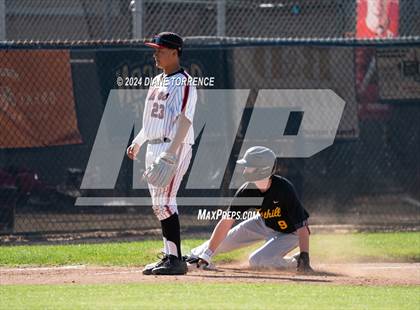 Thumbnail 3 in Foothill @ Tustin photogallery.