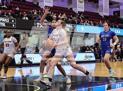 Thumbnail 3 in Yonkers Montessori Academy vs. Dobbs Ferry (NYSPHSAA Section 1 Class B Final) photogallery.