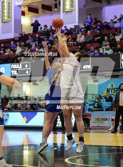 Thumbnail 3 in Yonkers Montessori Academy vs. Dobbs Ferry (NYSPHSAA Section 1 Class B Final) photogallery.