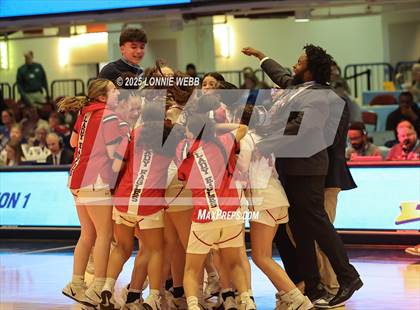 Thumbnail 3 in Yonkers Montessori Academy vs. Dobbs Ferry (NYSPHSAA Section 1 Class B Final) photogallery.