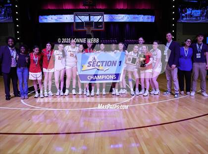 Thumbnail 3 in Yonkers Montessori Academy vs. Dobbs Ferry (NYSPHSAA Section 1 Class B Final) photogallery.