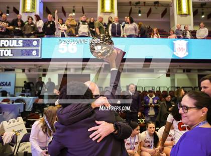 Thumbnail 3 in Yonkers Montessori Academy vs. Dobbs Ferry (NYSPHSAA Section 1 Class B Final) photogallery.