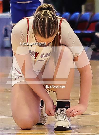 Thumbnail 1 in Yonkers Montessori Academy vs. Dobbs Ferry (NYSPHSAA Section 1 Class B Final) photogallery.