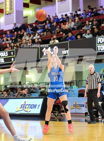Thumbnail 1 in Yonkers Montessori Academy vs. Dobbs Ferry (NYSPHSAA Section 1 Class B Final) photogallery.