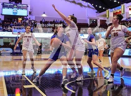 Thumbnail 3 in Yonkers Montessori Academy vs. Dobbs Ferry (NYSPHSAA Section 1 Class B Final) photogallery.