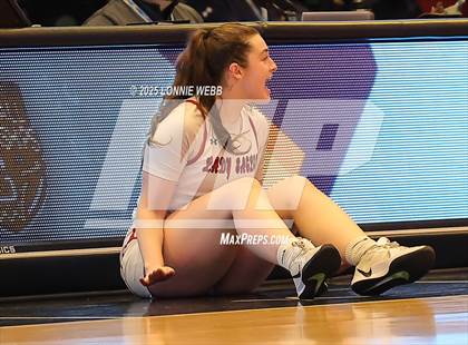 Thumbnail 3 in Yonkers Montessori Academy vs. Dobbs Ferry (NYSPHSAA Section 1 Class B Final) photogallery.