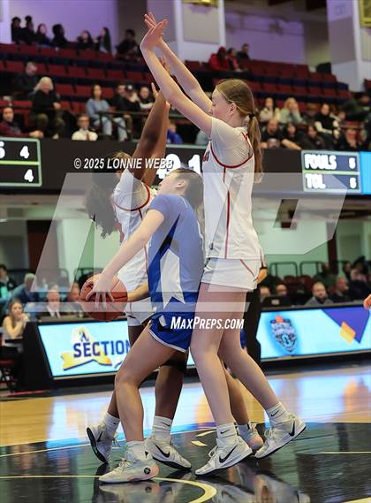 Thumbnail 2 in Yonkers Montessori Academy vs. Dobbs Ferry (NYSPHSAA Section 1 Class B Final) photogallery.