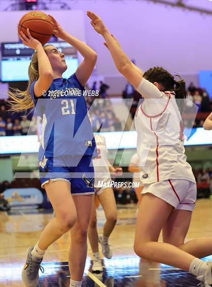 Thumbnail 3 in Yonkers Montessori Academy vs. Dobbs Ferry (NYSPHSAA Section 1 Class B Final) photogallery.