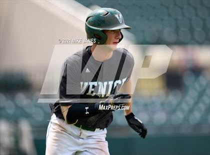 Thumbnail 2 in 42nd Annual FACA South All-Stars vs West All-Stars photogallery.