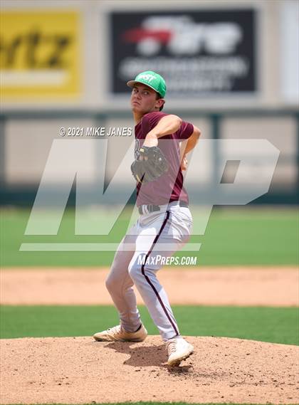 Thumbnail 2 in 42nd Annual FACA South All-Stars vs West All-Stars photogallery.