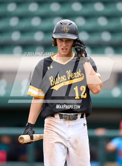 Thumbnail 1 in 42nd Annual FACA South All-Stars vs West All-Stars photogallery.