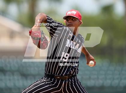 Thumbnail 3 in 42nd Annual FACA South All-Stars vs West All-Stars photogallery.