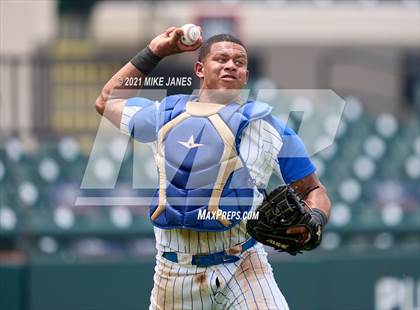 Thumbnail 3 in 42nd Annual FACA South All-Stars vs West All-Stars photogallery.