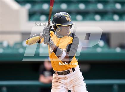 Thumbnail 2 in 42nd Annual FACA South All-Stars vs West All-Stars photogallery.