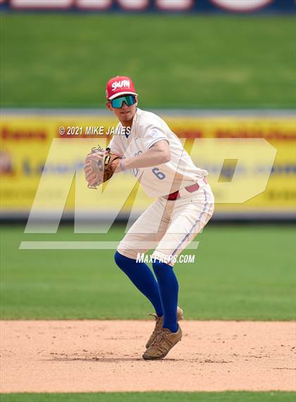 Thumbnail 2 in 42nd Annual FACA South All-Stars vs West All-Stars photogallery.