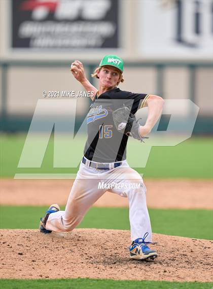 Thumbnail 2 in 42nd Annual FACA South All-Stars vs West All-Stars photogallery.