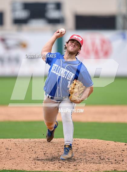 Thumbnail 3 in 42nd Annual FACA South All-Stars vs West All-Stars photogallery.