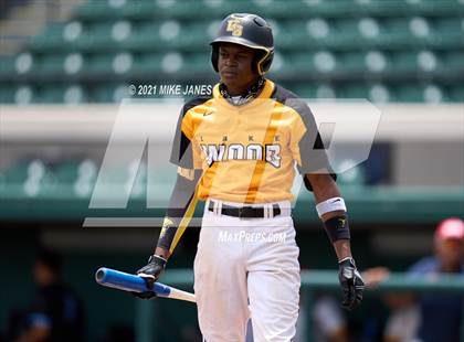 Thumbnail 2 in 42nd Annual FACA South All-Stars vs West All-Stars photogallery.