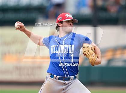 Thumbnail 2 in 42nd Annual FACA South All-Stars vs West All-Stars photogallery.