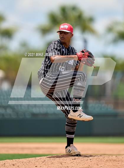 Thumbnail 3 in 42nd Annual FACA South All-Stars vs West All-Stars photogallery.