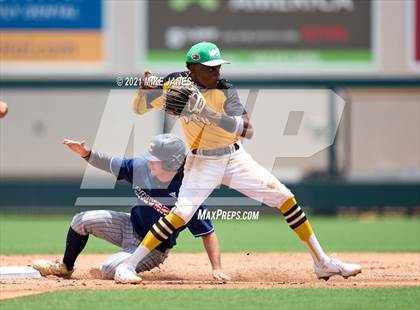 Thumbnail 3 in 42nd Annual FACA South All-Stars vs West All-Stars photogallery.