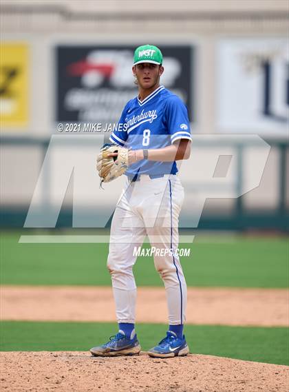 Thumbnail 3 in 42nd Annual FACA South All-Stars vs West All-Stars photogallery.