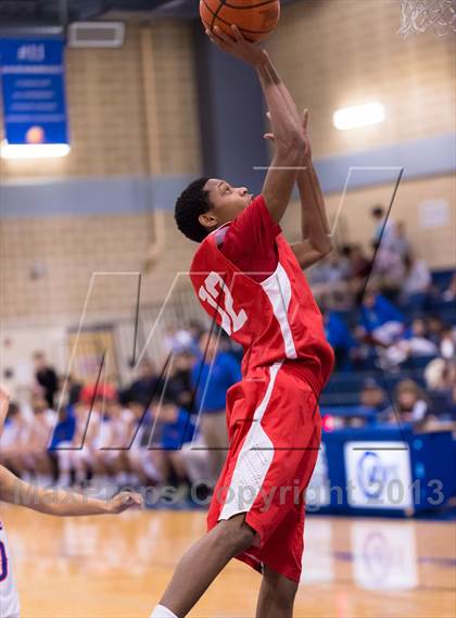 Thumbnail 3 in Taft @ Jefferson (SAISD Invitational) photogallery.