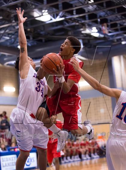 Thumbnail 2 in Taft @ Jefferson (SAISD Invitational) photogallery.