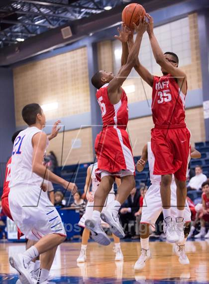 Thumbnail 1 in Taft @ Jefferson (SAISD Invitational) photogallery.