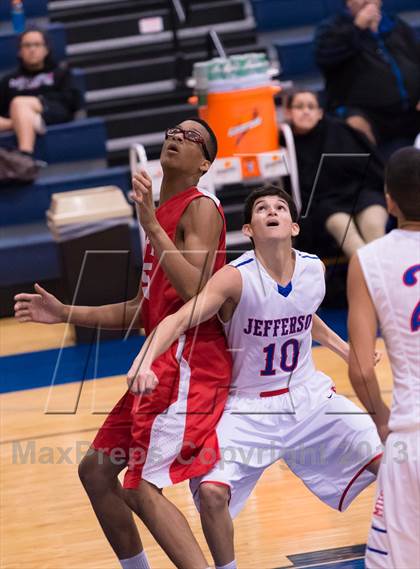 Thumbnail 1 in Taft @ Jefferson (SAISD Invitational) photogallery.
