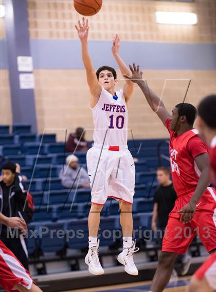 Thumbnail 2 in Taft @ Jefferson (SAISD Invitational) photogallery.