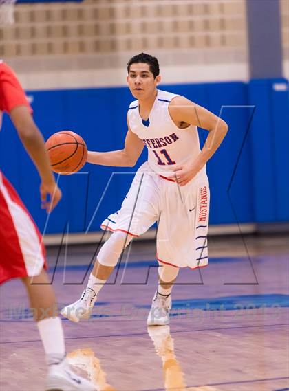 Thumbnail 2 in Taft @ Jefferson (SAISD Invitational) photogallery.