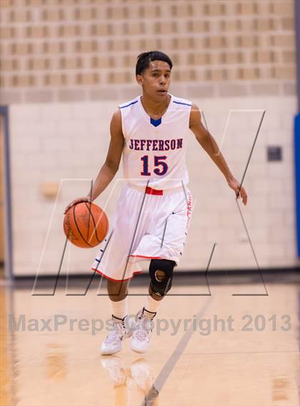 Thumbnail 3 in Taft @ Jefferson (SAISD Invitational) photogallery.