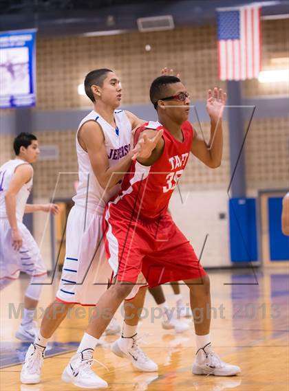 Thumbnail 1 in Taft @ Jefferson (SAISD Invitational) photogallery.