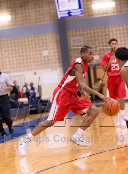 Thumbnail 3 in Taft @ Jefferson (SAISD Invitational) photogallery.