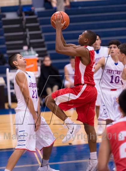 Thumbnail 2 in Taft @ Jefferson (SAISD Invitational) photogallery.