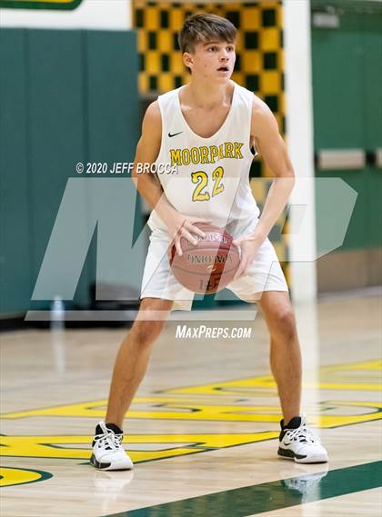 Thumbnail 3 in Simi Valley @ Moorpark photogallery.