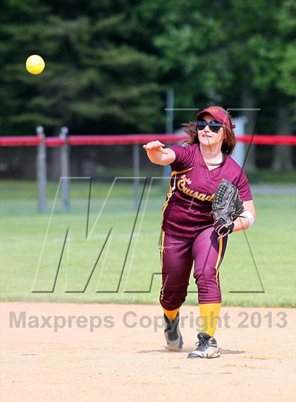 Thumbnail 2 in Elk County Catholic vs. Keystone (PIAA District IX Class A Final) photogallery.