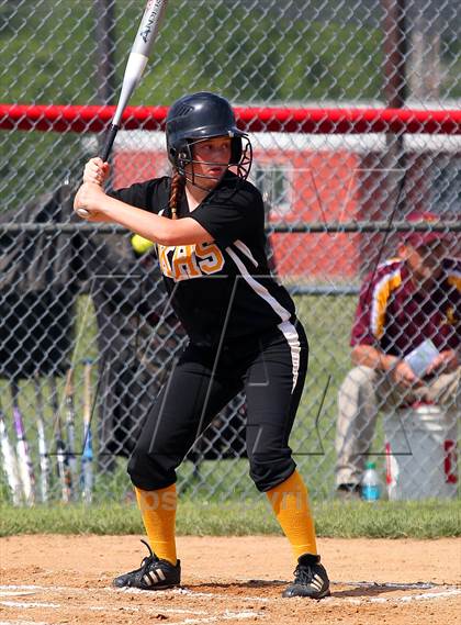 Thumbnail 3 in Elk County Catholic vs. Keystone (PIAA District IX Class A Final) photogallery.