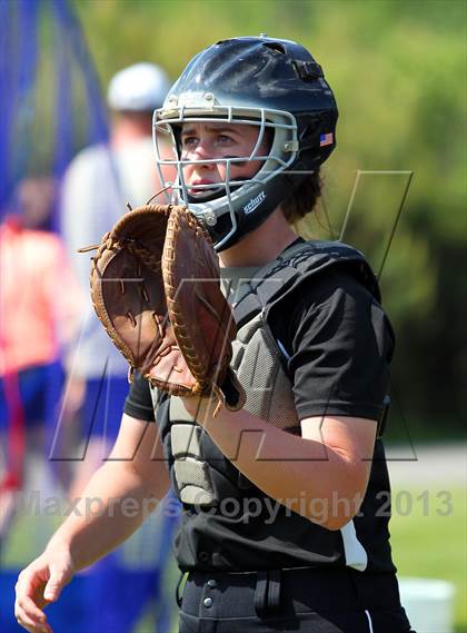 Thumbnail 1 in Elk County Catholic vs. Keystone (PIAA District IX Class A Final) photogallery.