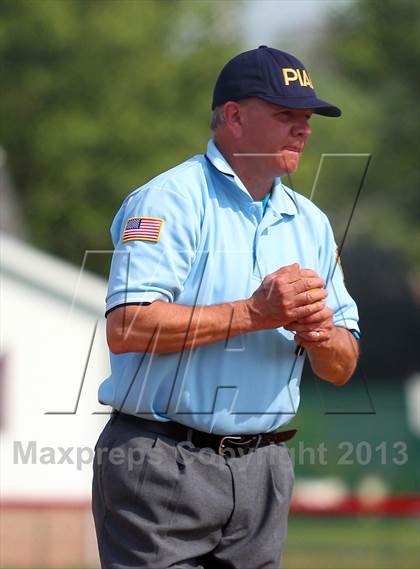 Thumbnail 3 in Elk County Catholic vs. Keystone (PIAA District IX Class A Final) photogallery.
